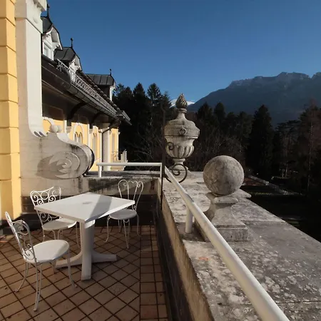 Grand Imperial Hotel 4*