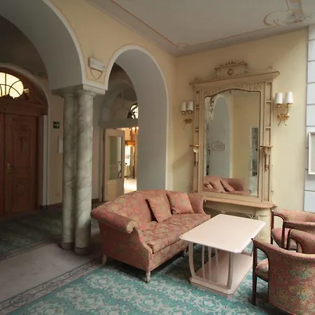 Hotel Grand Imperial 4*
