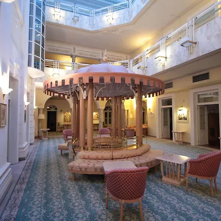 Grand Imperial 4*