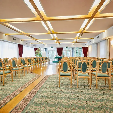 Grand Imperial Hotel