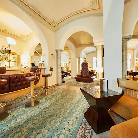 Grand Imperial Hotel 4*